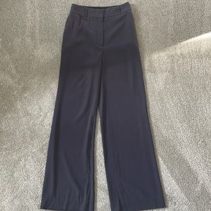 Aritzia Babaton Grey Trousers - Size 6